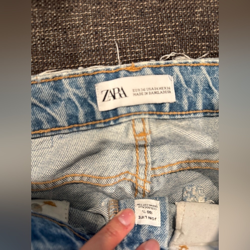 Zara Women's Light Blue Denim Jeans